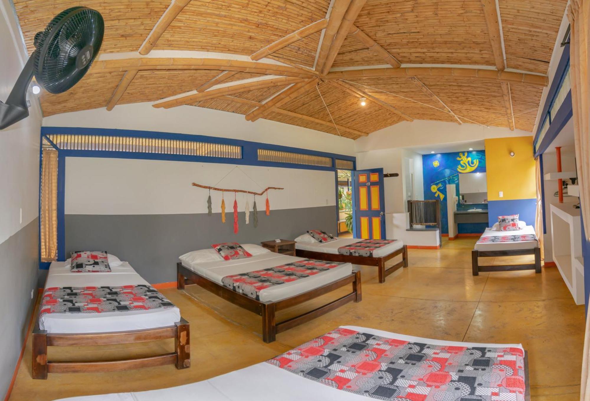 Hotel Campestre La Aldea Montenegro Extérieur photo