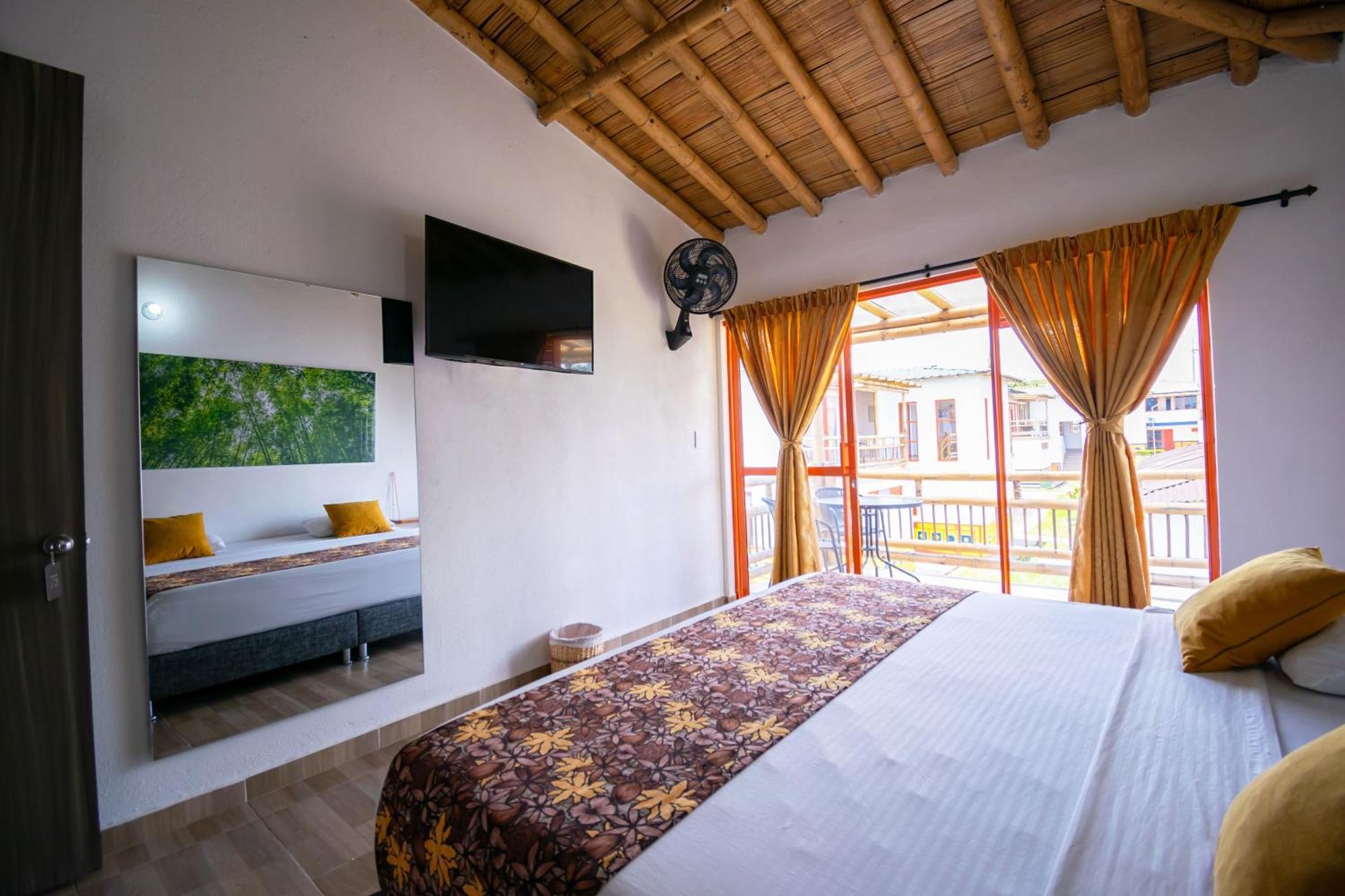 Hotel Campestre La Aldea Montenegro Extérieur photo